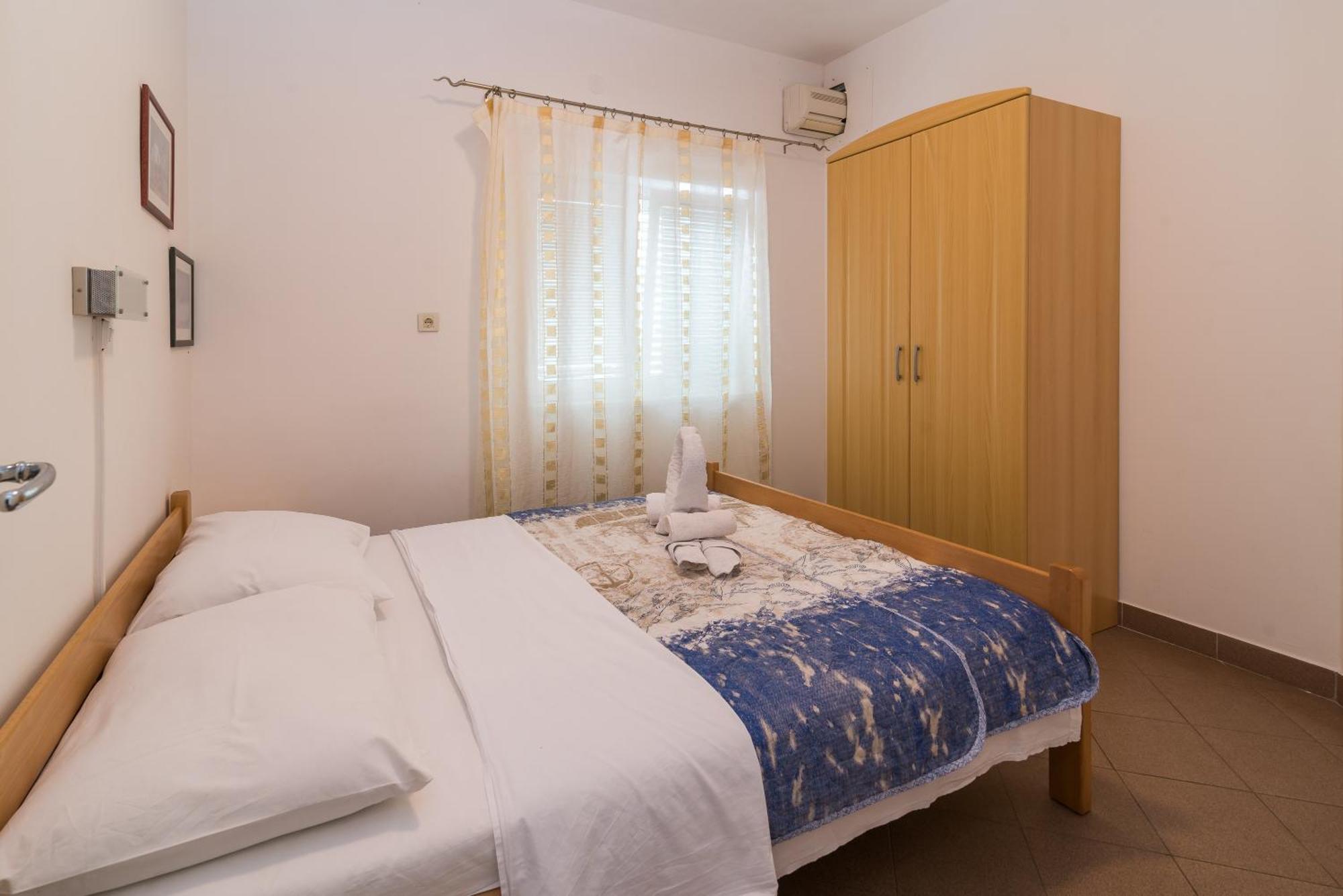 Apartments Irena Krk Krk Town Habitación foto